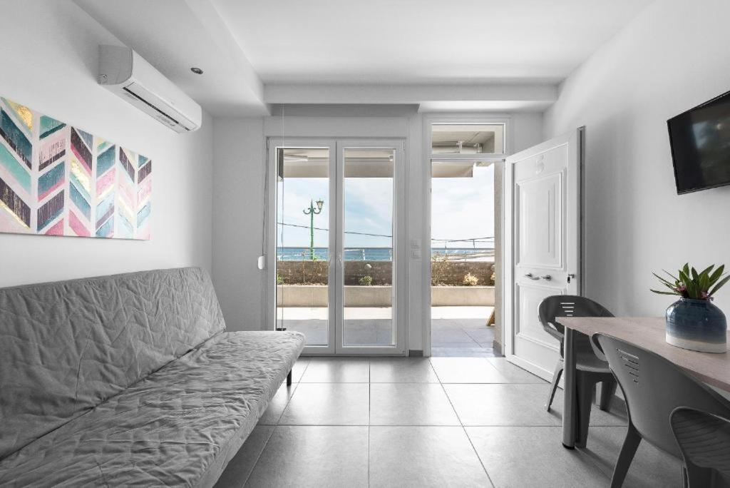 Blue Horizon 5 Apartment Nea Kallikrateia Exterior photo